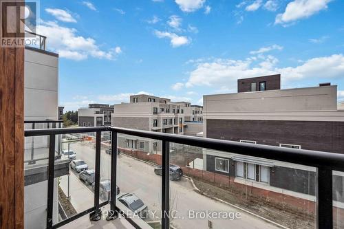 8 David Eyer Road, Richmond Hill, ON - Outdoor With Balcony