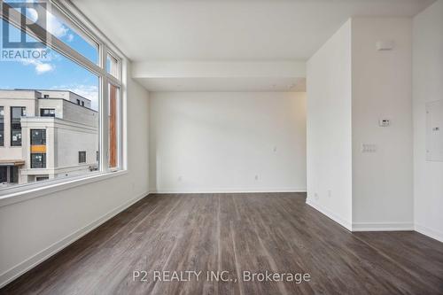 8 David Eyer Road, Richmond Hill, ON - Indoor Photo Showing Other Room