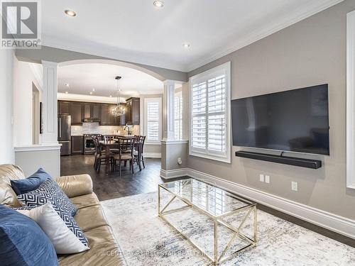 12 Rowley Street, Richmond Hill, ON - Indoor Photo Showing Living Room