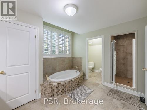 3965 Algoma Avenue, Innisfil, ON - Indoor Photo Showing Bathroom