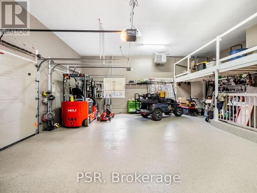 3965 Algoma Avenue, Innisfil, ON - Indoor Photo Showing Garage