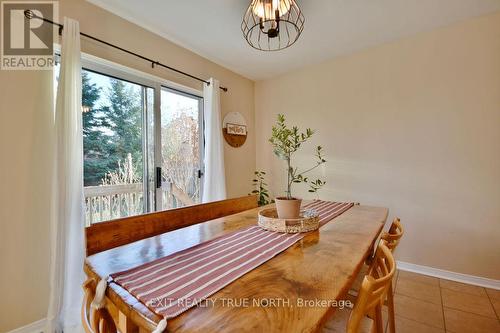 1321 Vincent Crescent, Innisfil, ON - Indoor Photo Showing Dining Room