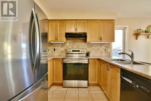 1321 Vincent Crescent, Innisfil, ON - Indoor Photo Showing Kitchen With Double Sink