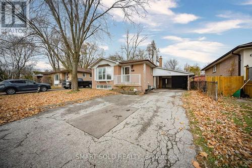 58 Collins Crescent, Aurora, ON - Outdoor