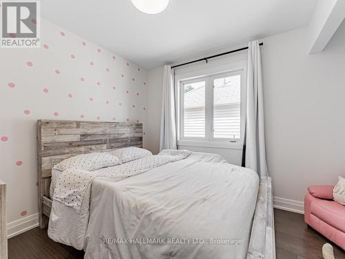 34 Elmeade Lane, Whitchurch-Stouffville, ON - Indoor Photo Showing Bedroom