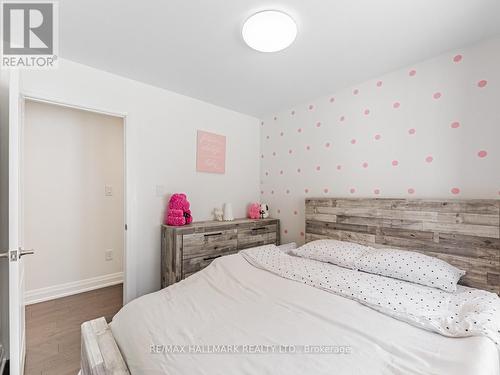 34 Elmeade Lane, Whitchurch-Stouffville, ON - Indoor Photo Showing Bedroom