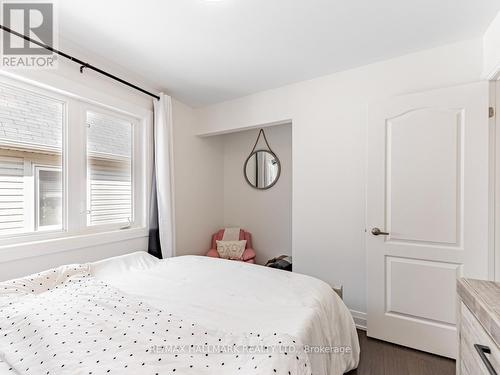 34 Elmeade Lane, Whitchurch-Stouffville, ON - Indoor Photo Showing Bedroom