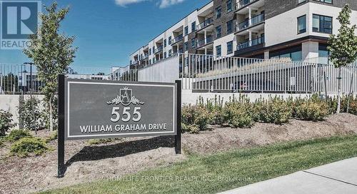 304 - 555 William Graham Drive, Aurora, ON - Outdoor