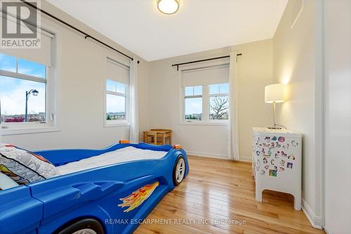 279 Leiterman Drive, Milton, ON - Indoor Photo Showing Bedroom