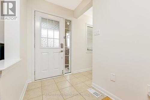 279 Leiterman Drive, Milton, ON - Indoor Photo Showing Other Room