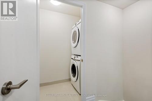 507 - 657 Cricklewood Drive, Mississauga, ON - Indoor Photo Showing Laundry Room