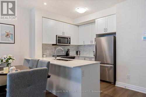 507 - 657 Cricklewood Drive, Mississauga, ON - Indoor Photo Showing Kitchen With Stainless Steel Kitchen With Double Sink