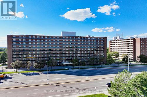 607 - 3533 Derry Road, Mississauga, ON - Outdoor