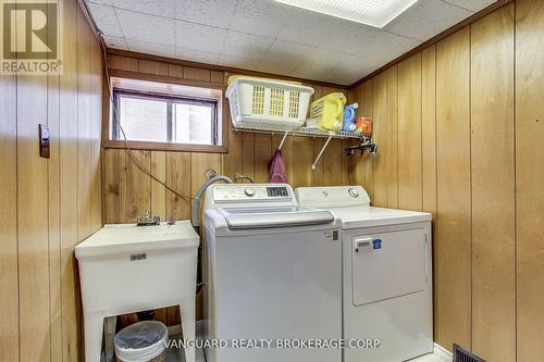 92 Ellwood Drive W, Caledon, ON - Indoor Photo Showing Laundry Room