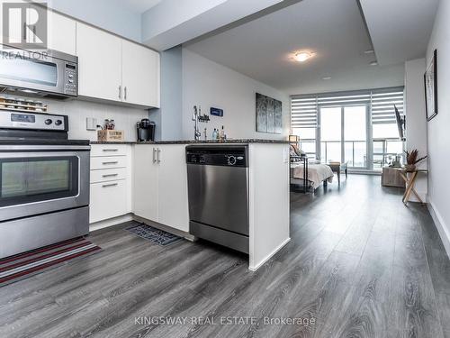 2001 - 2230 Lake Shore Boulevard W, Toronto, ON - Indoor Photo Showing Kitchen With Stainless Steel Kitchen