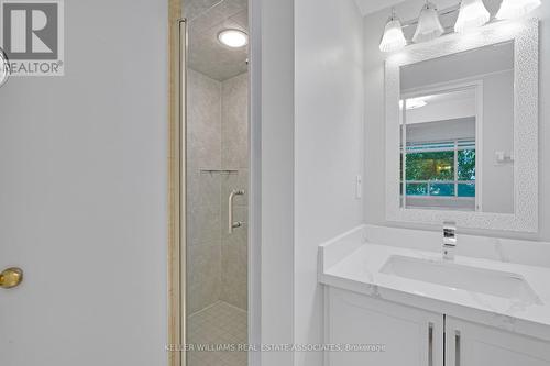 208 - 330 Rathburn Road W, Mississauga, ON - Indoor Photo Showing Bathroom