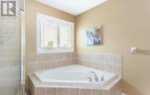 70 Southlake Boulevard, Brampton, ON - Indoor Photo Showing Bathroom