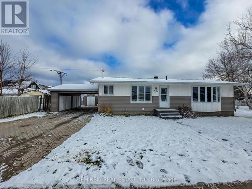 450 De Maricourt Avenue, Iroquois Falls, ON - Outdoor