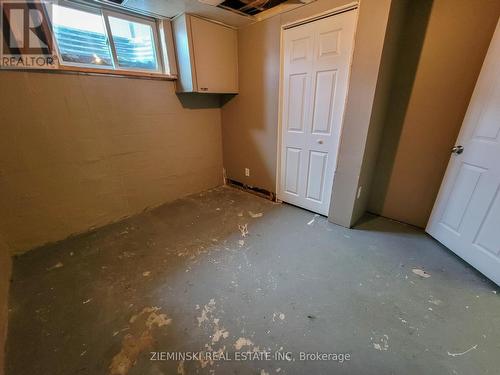 450 De Maricourt Avenue, Iroquois Falls, ON - Indoor Photo Showing Other Room