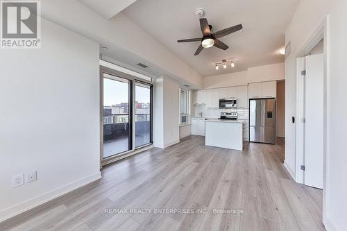 408 - 385 Winston Road, Grimsby, ON - Indoor Photo Showing Kitchen