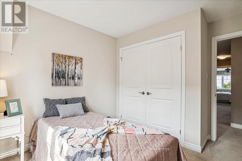 4 - 7 Lakelawn Road, Grimsby, ON - Indoor Photo Showing Bedroom