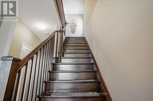 4 - 7 Lakelawn Road, Grimsby, ON - Indoor Photo Showing Other Room