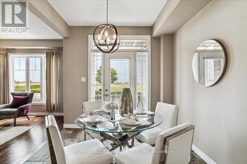 4 - 7 Lakelawn Road, Grimsby, ON - Indoor Photo Showing Dining Room