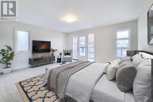 358 Gordon Avenue, Fort Erie, ON - Indoor Photo Showing Bedroom