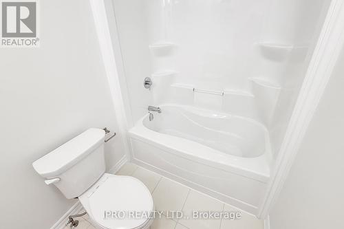 358 Gordon Avenue, Fort Erie, ON - Indoor Photo Showing Bathroom