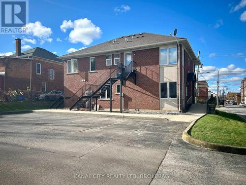 2 Ormond Street S, Thorold (557 - Thorold Downtown), ON 