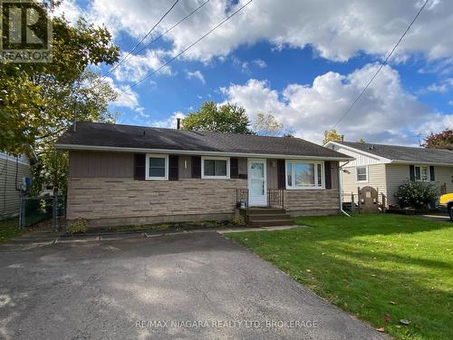 321 Dufferin Street, Fort Erie (332 - Central), ON - Outdoor With Facade