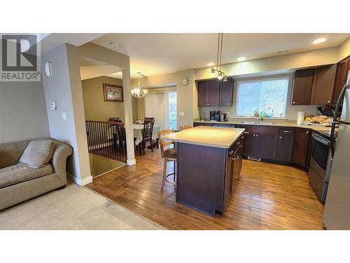 1990 Pacific Way Unit# 30, Kamloops, BC - Indoor Photo Showing Kitchen