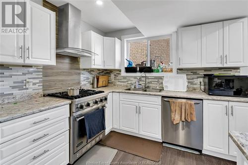 1368 Deer Run Trail, Lakeshore, ON - Indoor Photo Showing Kitchen With Double Sink With Upgraded Kitchen