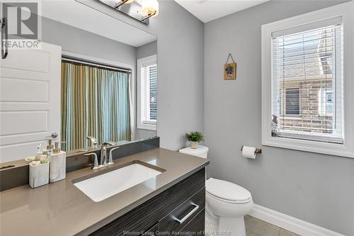 1368 Deer Run Trail, Lakeshore, ON - Indoor Photo Showing Bathroom