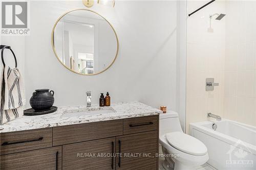 301 - 100 Cortile, Ottawa, ON - Indoor Photo Showing Bathroom