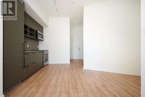 812 - 135 East Liberty Street, Toronto, ON - Indoor