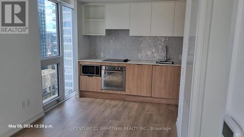 2317 - 82 Dalhousie Street, Toronto, ON - Indoor Photo Showing Kitchen