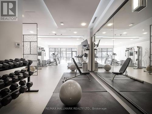 507 - 132 Berkeley Street, Toronto, ON - Indoor Photo Showing Gym Room