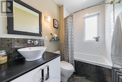 136 Monarch Park Avenue, Toronto, ON - Indoor Photo Showing Bathroom