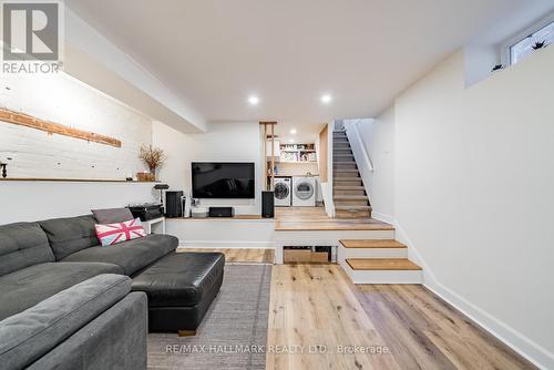 136 Monarch Park Avenue, Toronto, ON - Indoor Photo Showing Living Room