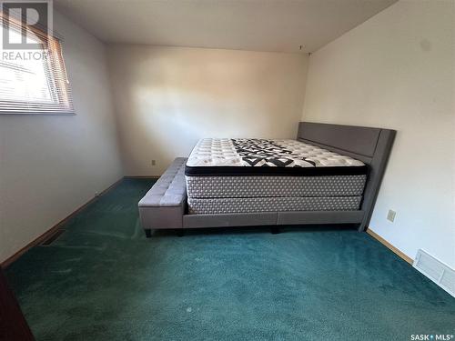 441 Petterson Drive, Estevan, SK - Indoor Photo Showing Bedroom