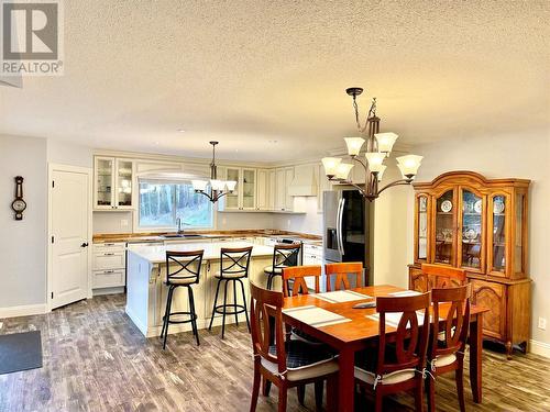 565 Clearwater Valley Road, Clearwater, BC - Indoor Photo Showing Dining Room