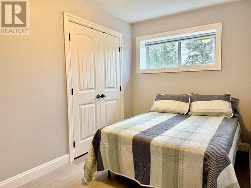 565 Clearwater Valley Road, Clearwater, BC - Indoor Photo Showing Bedroom