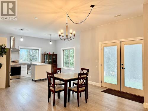 565 Clearwater Valley Road, Clearwater, BC - Indoor Photo Showing Dining Room