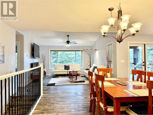 565 Clearwater Valley Road, Clearwater, BC - Indoor Photo Showing Dining Room