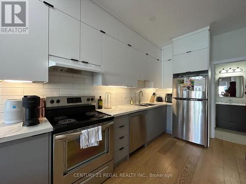 1 - 1173 Dundas Street W, Toronto, ON - Indoor Photo Showing Kitchen