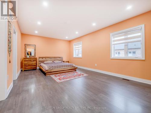 1527 Mendelson Heights, Milton, ON - Indoor Photo Showing Bedroom