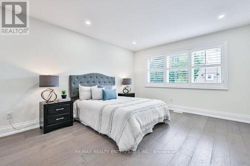 1562 Edencrest Drive, Mississauga, ON - Indoor Photo Showing Bedroom