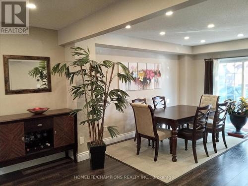 147 Stokely Crescent, Whitby, ON - Indoor Photo Showing Dining Room