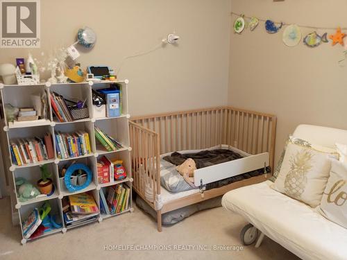 147 Stokely Crescent, Whitby, ON - Indoor Photo Showing Bedroom